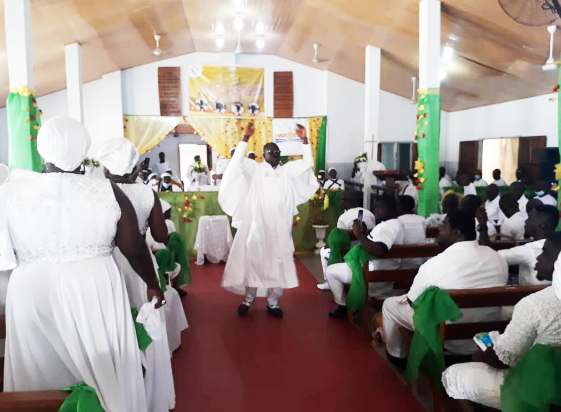 Lancement des journées du chant et du chantre harriste HA-KÔ-FEST à l'Église Harriste d'Abatta.