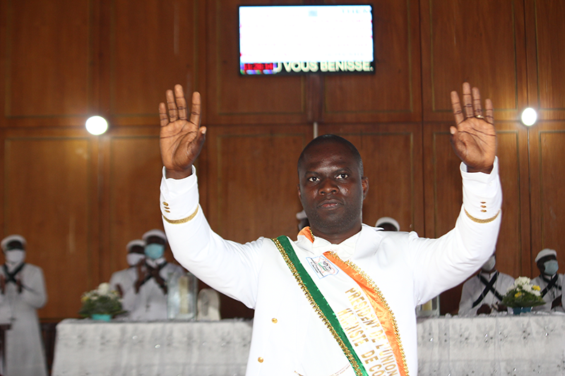 Investiture du nouveau Président du BEN-UJHACI le Dr AFFOU Jean Roméo.